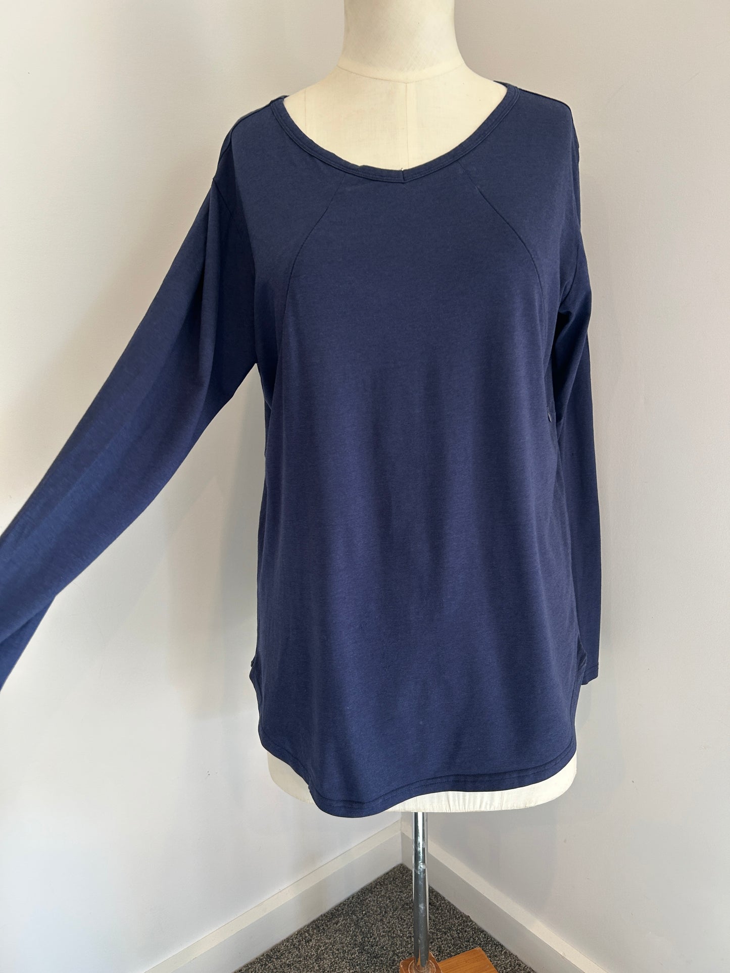 Cadenshae long sleeve (M)