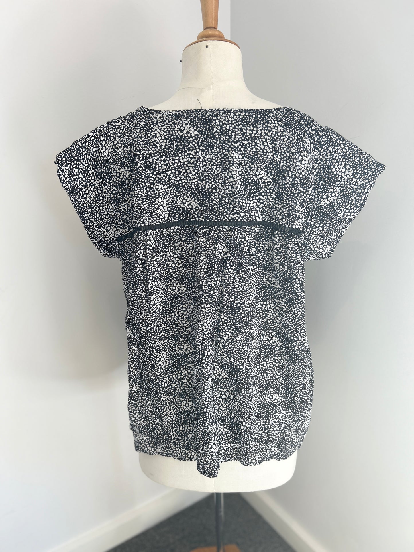 Close to the heart blouse (14)