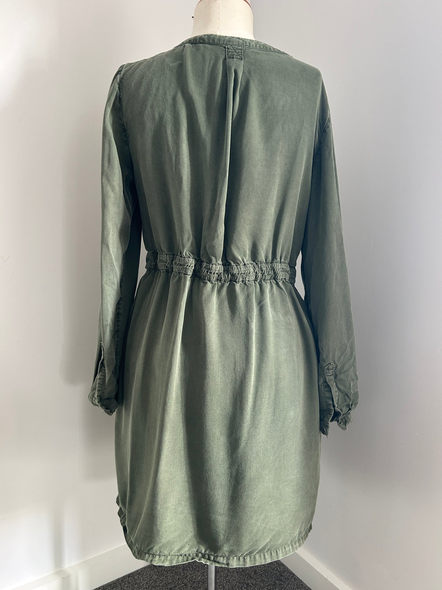 Jeanswest zip up dress (10)