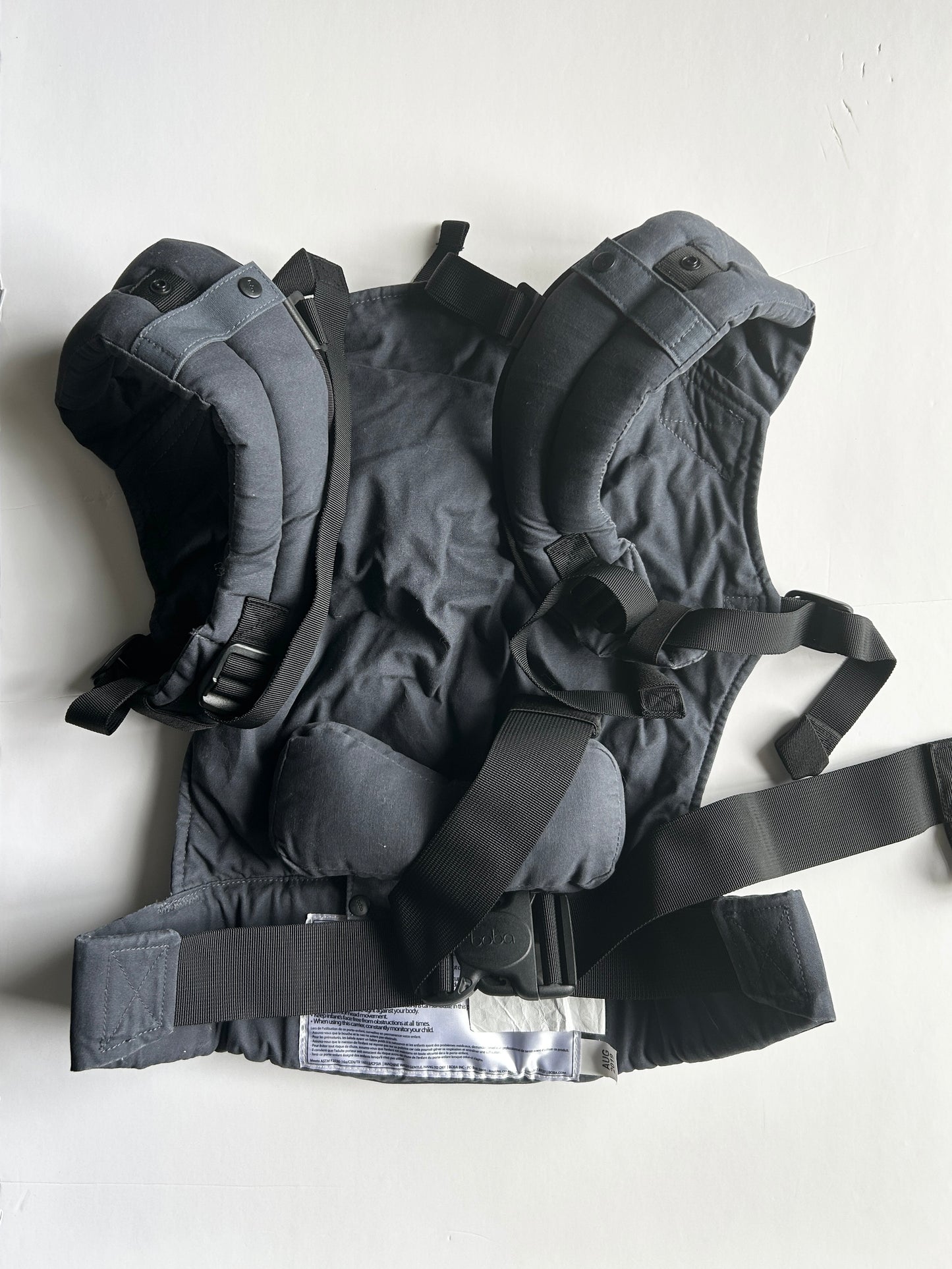Boba X carrier in charcoal