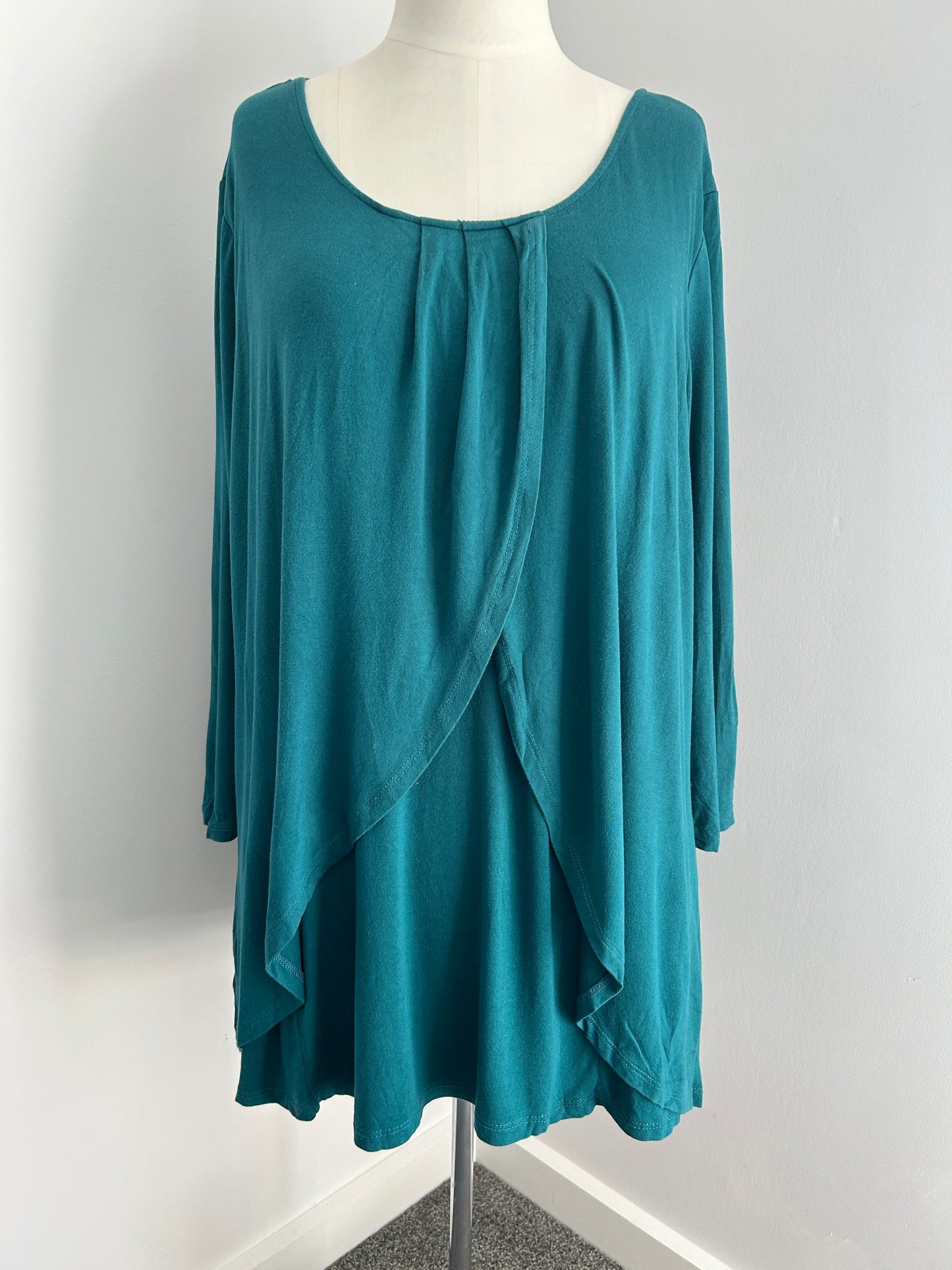 Nurture maternity top (XL)