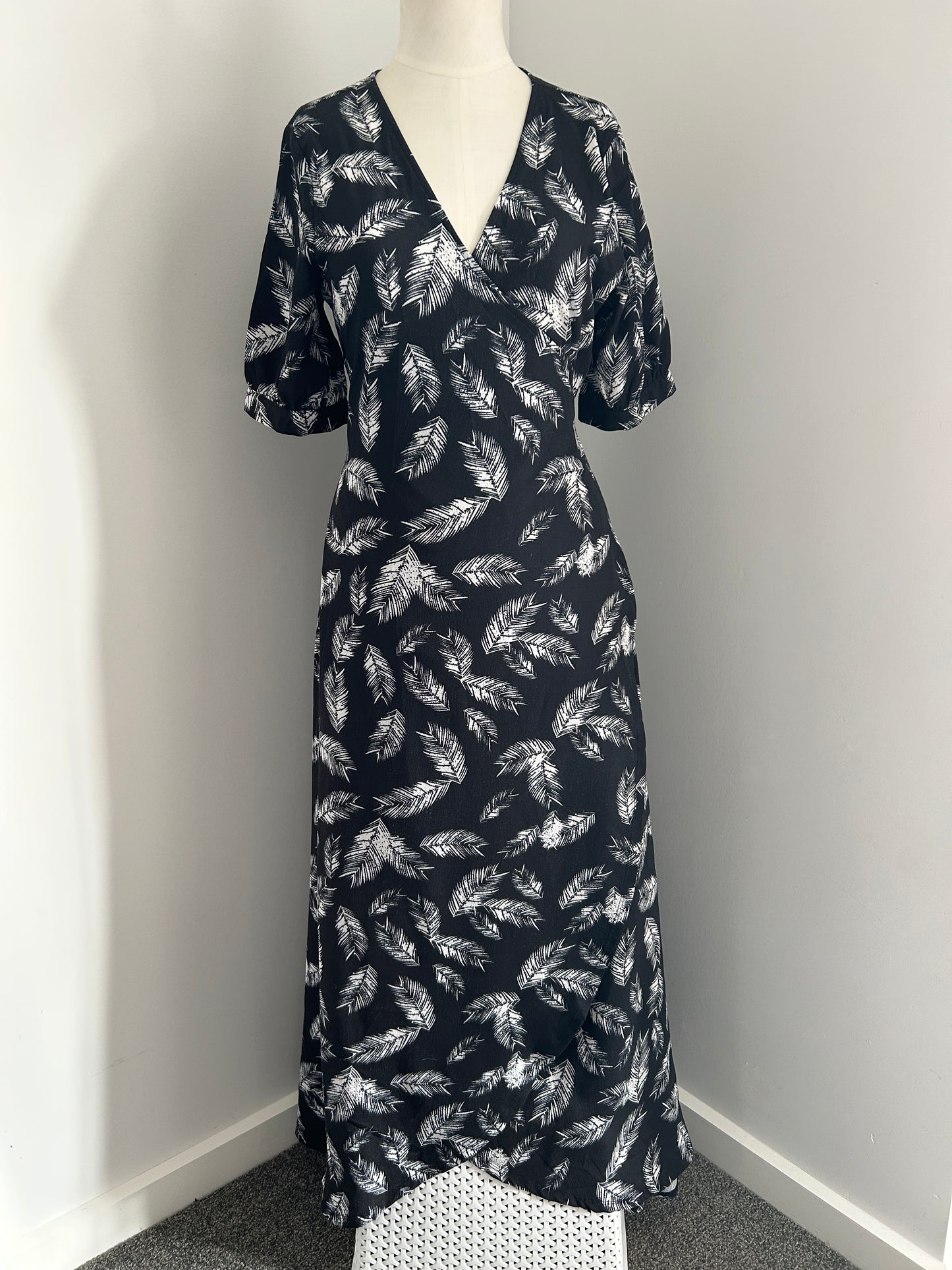 Mauve & Bo wrap dress (L)