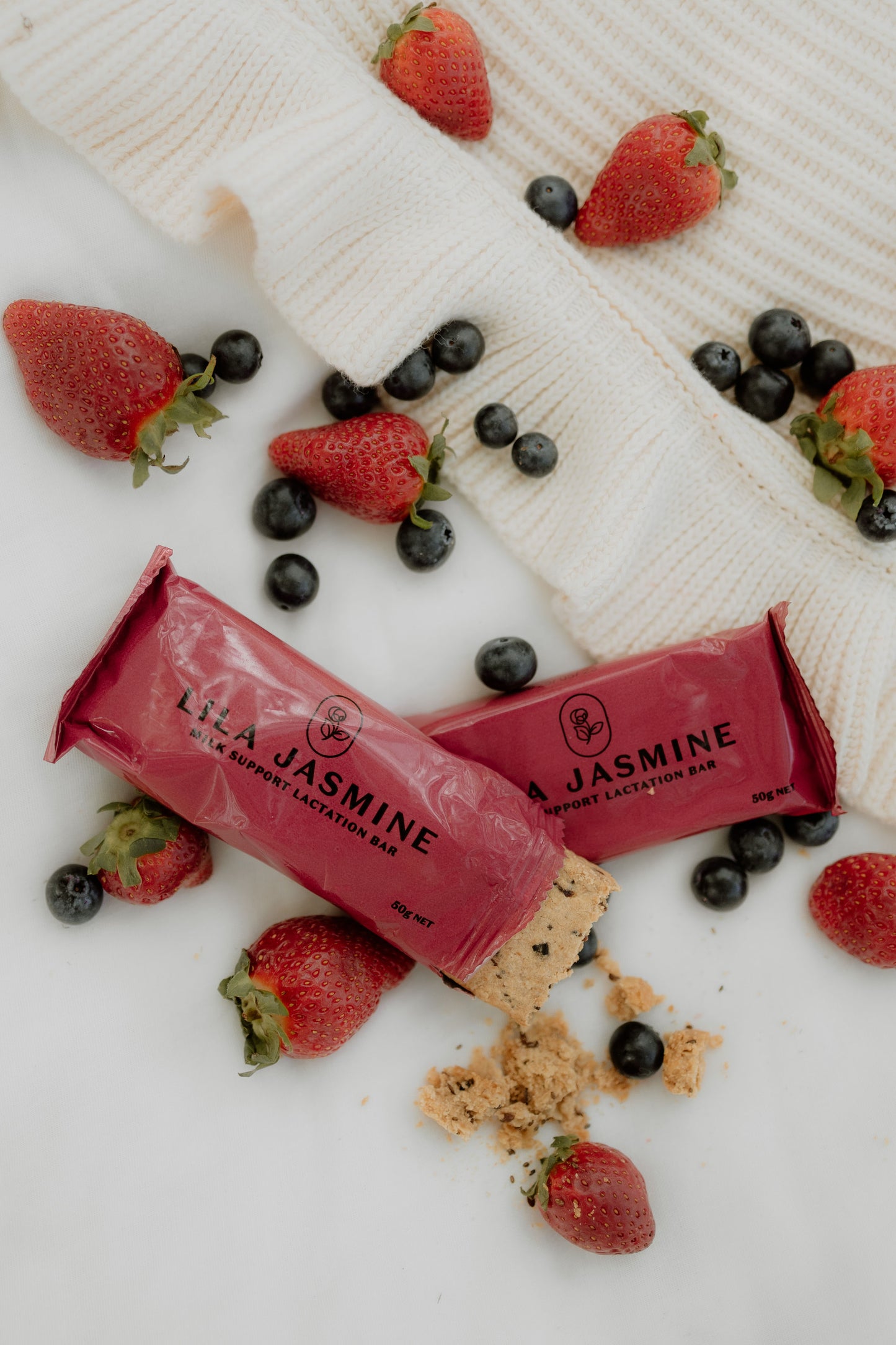 Lila Jasmine lactation bars- Berry + White chocolate š