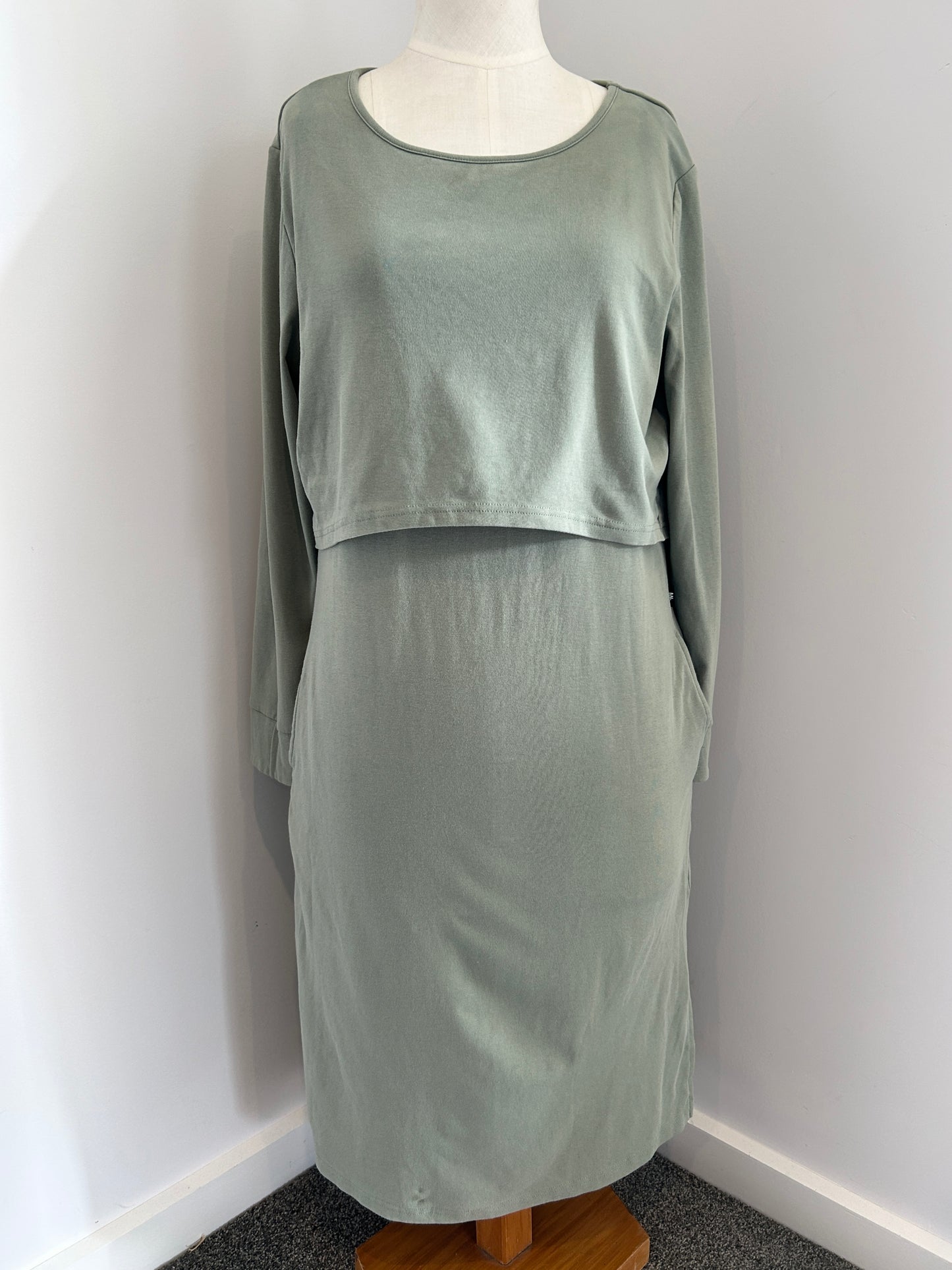 Milkbar Alexis dress (L)