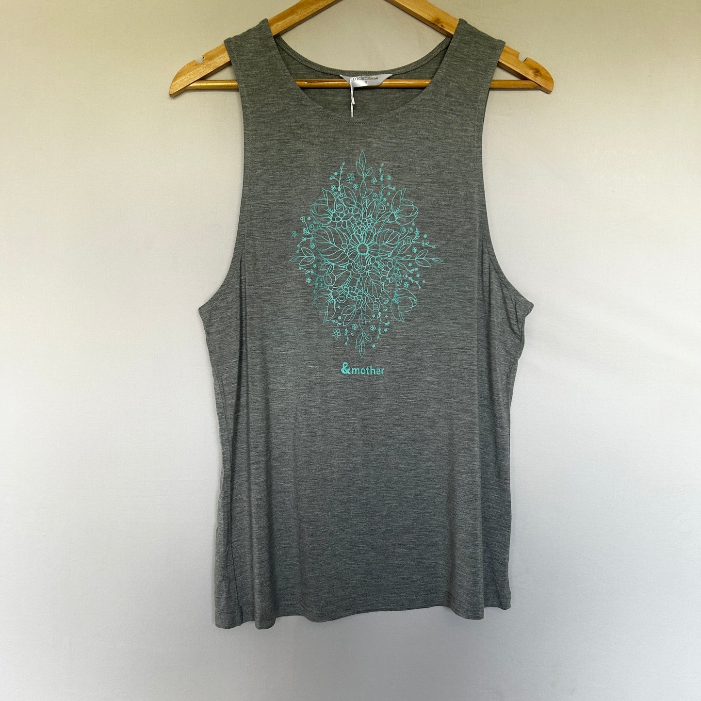Cadenshae casual tank, BNWT (S)