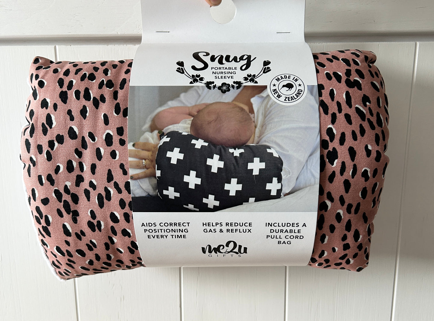 Snug portable nursing sleeve