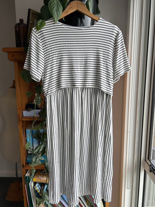 Jeanswest striped dress (M)