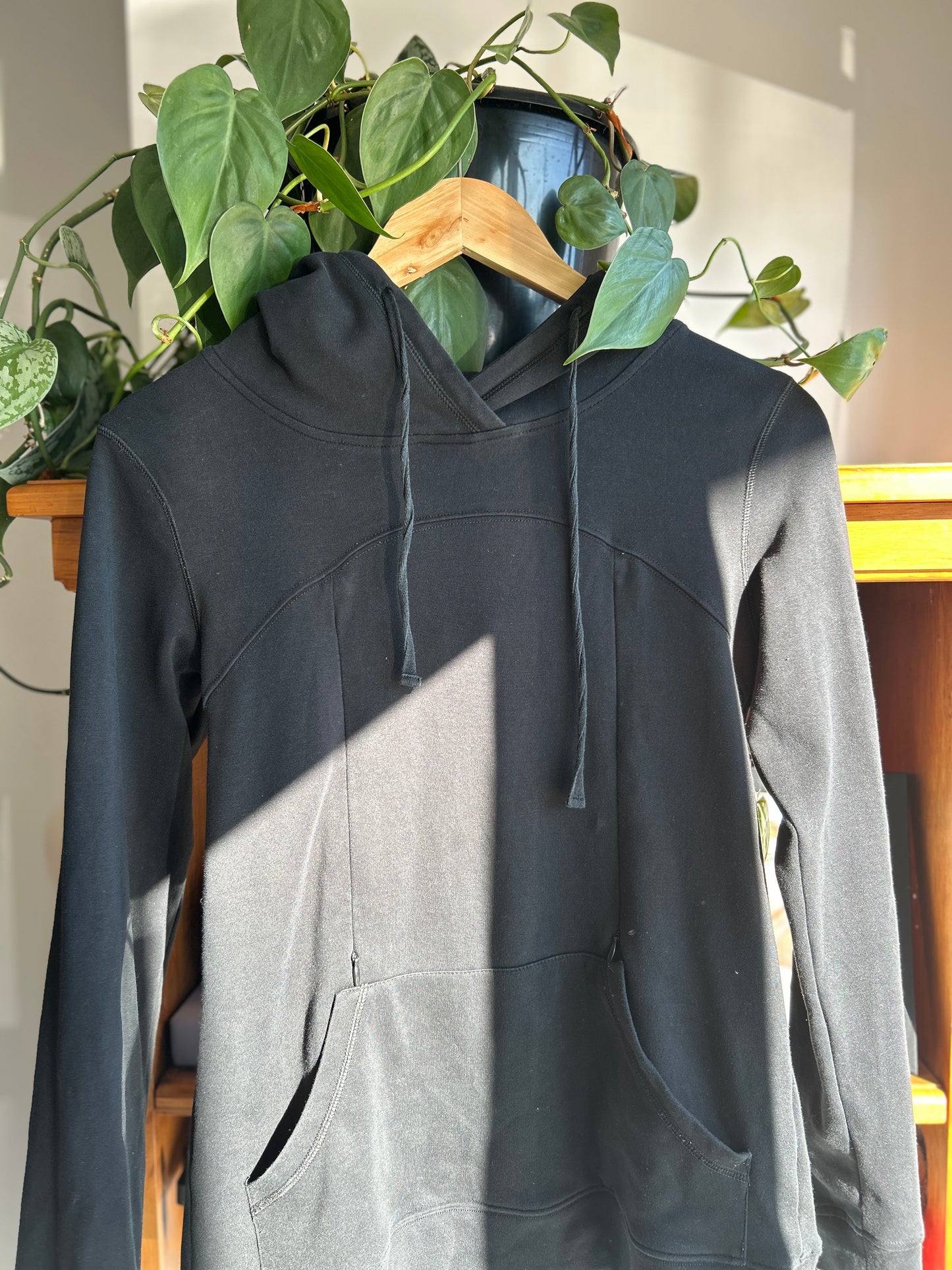 Mrs Smith hoodie (8)