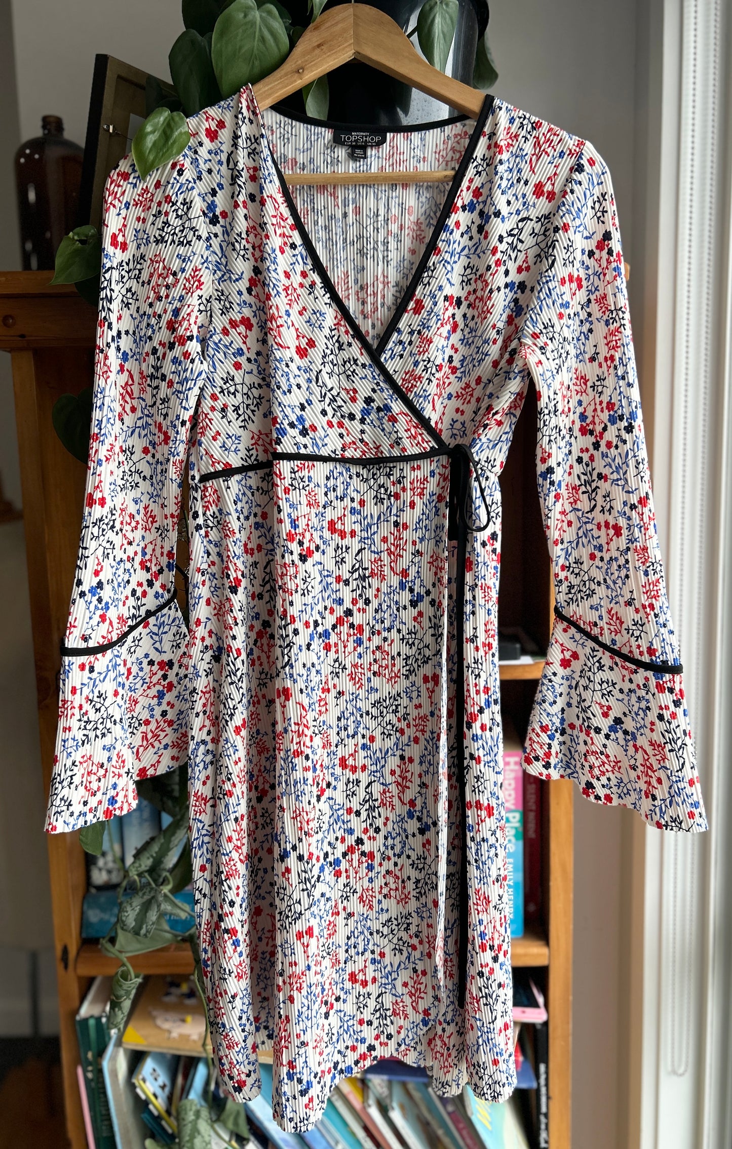 Topshop maternity floral dress (UK10)