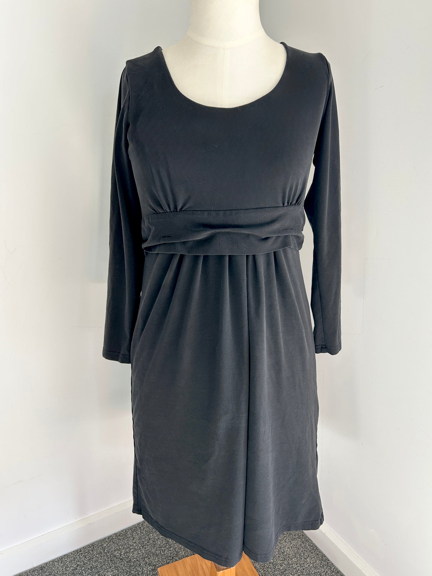 Angel maternity dress (M)