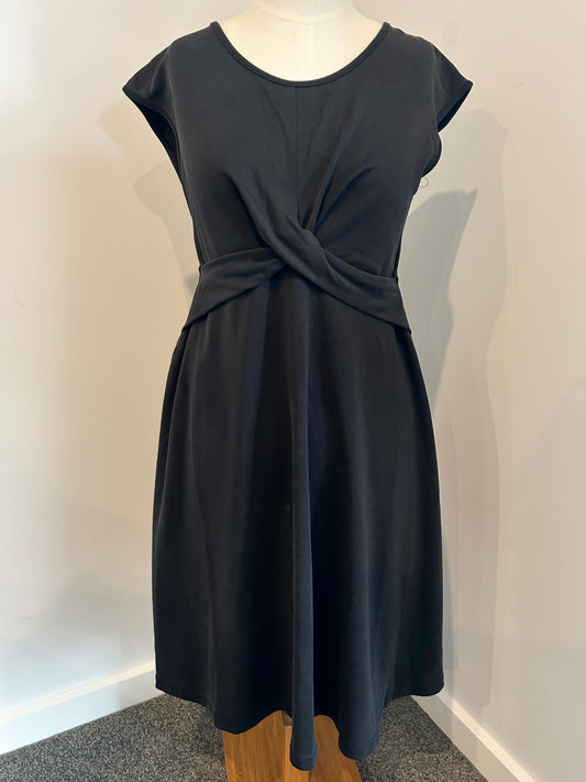 Ripe knee length dress (M)