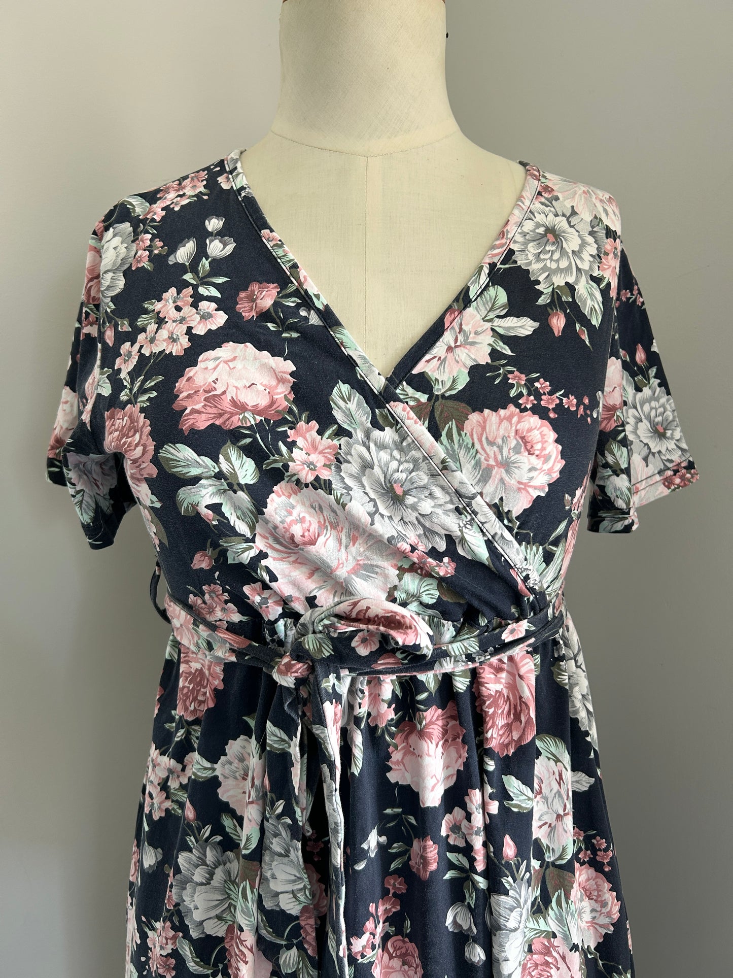 Latch floral dress (S)