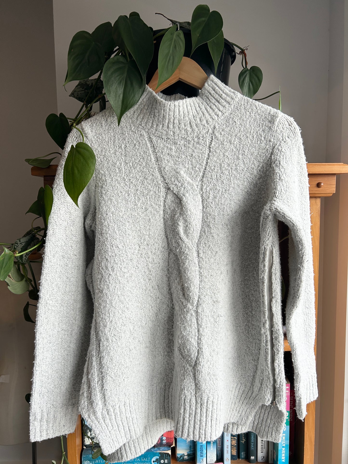 Ripe cable nursing knit (S)