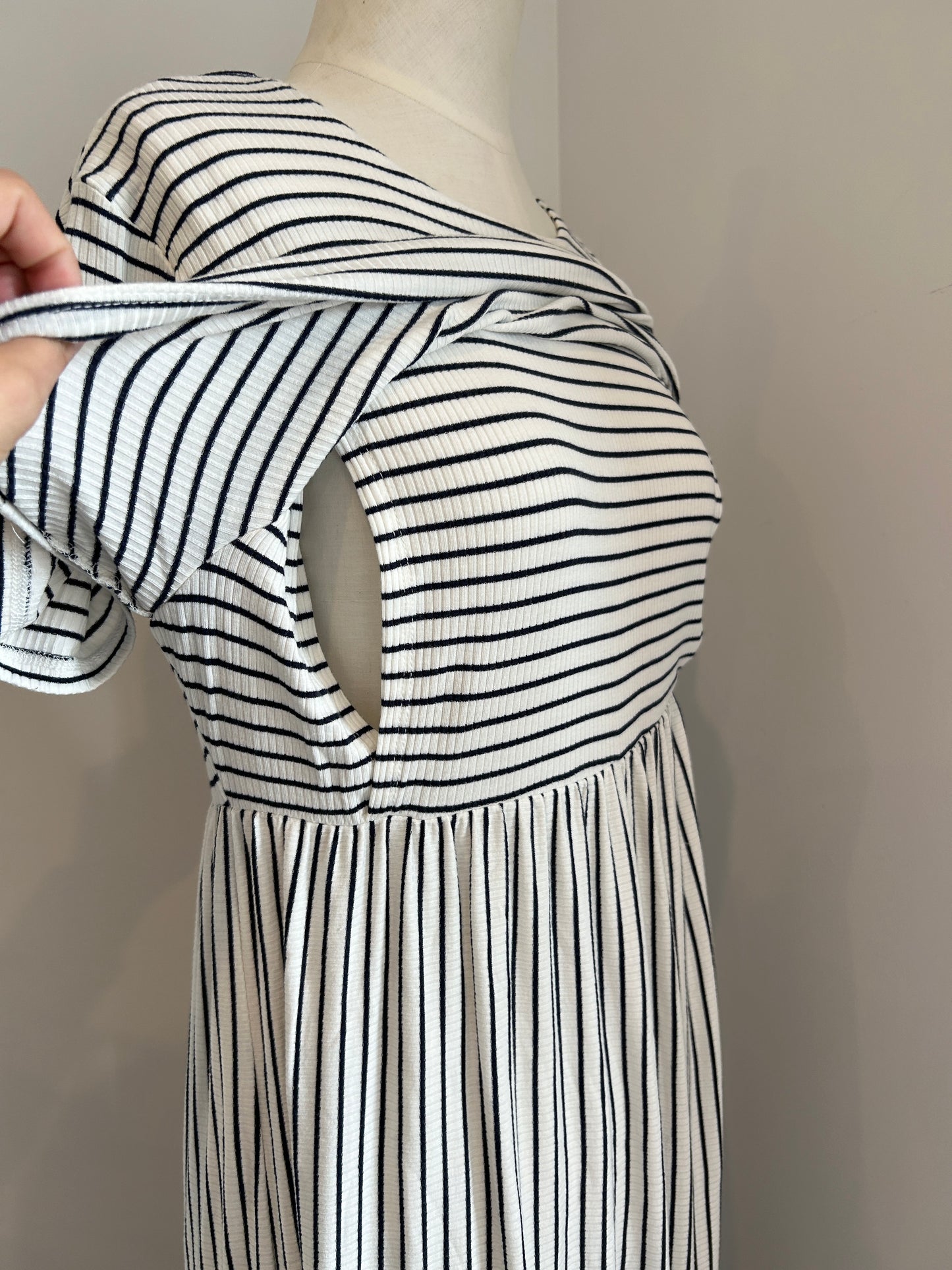 Jeanswest striped dress (M)