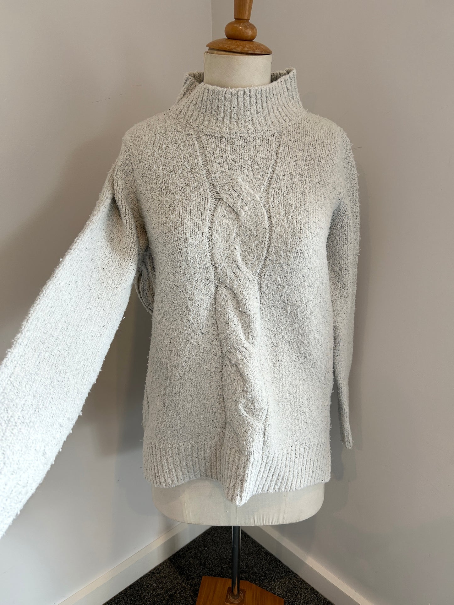 Ripe cable nursing knit (S)