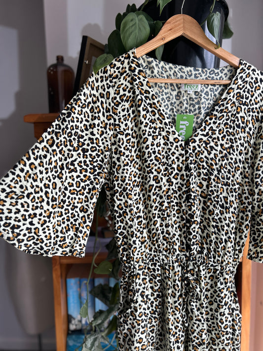 Freez jumpsuit, BNWT (S)