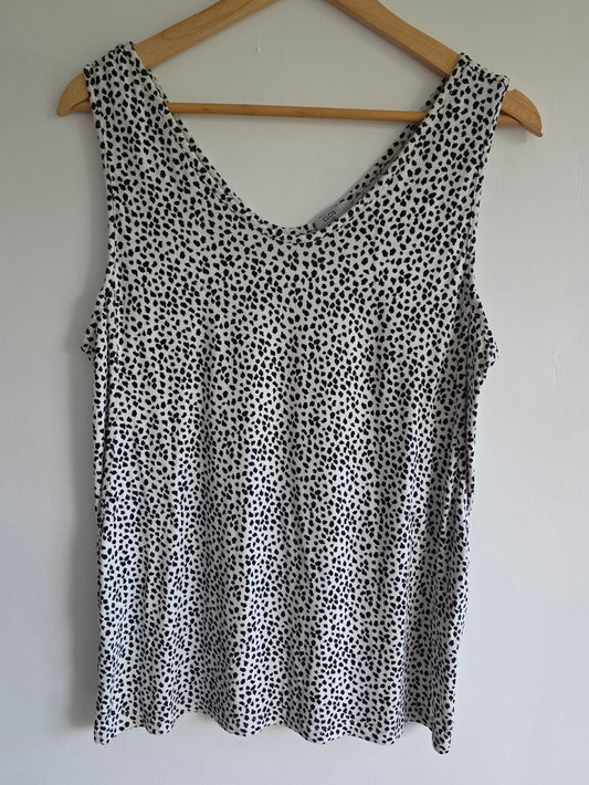 Close to the heart tank (8)