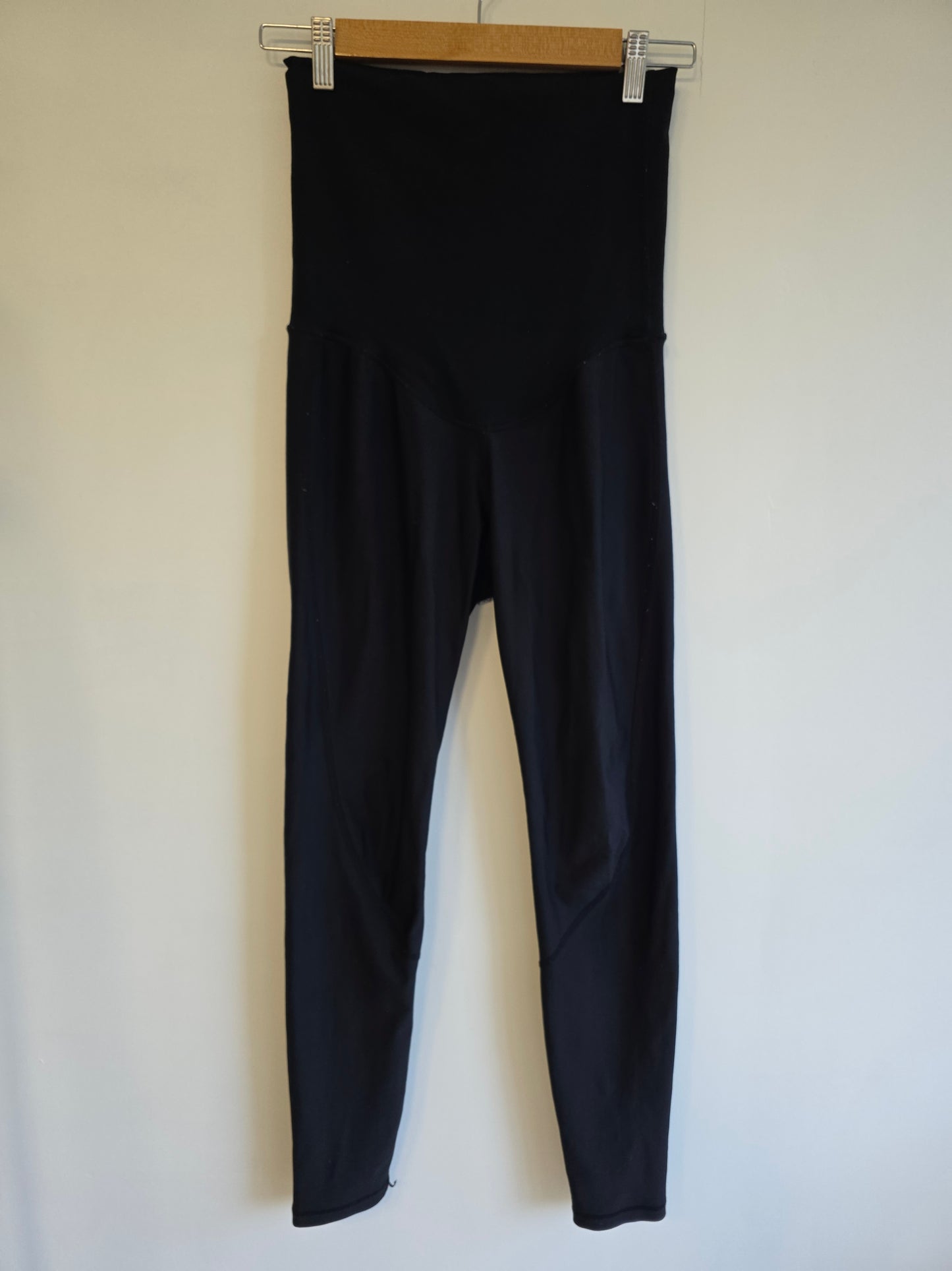 Cadenshae Maternity Leggings (S)
