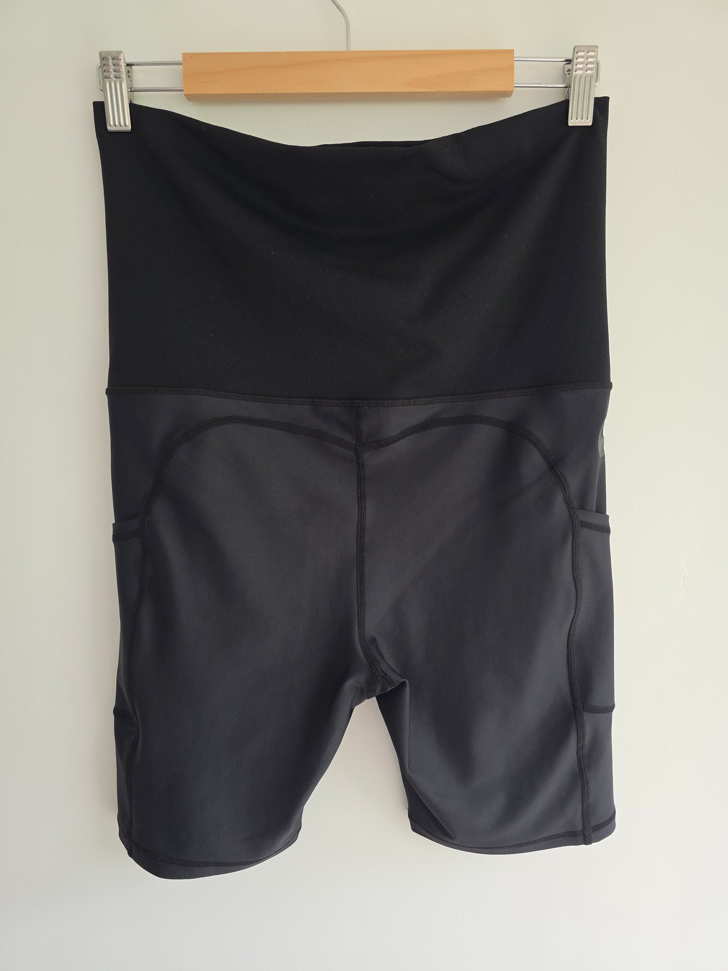 Cadenshae Maternity Bike Shorts XXL