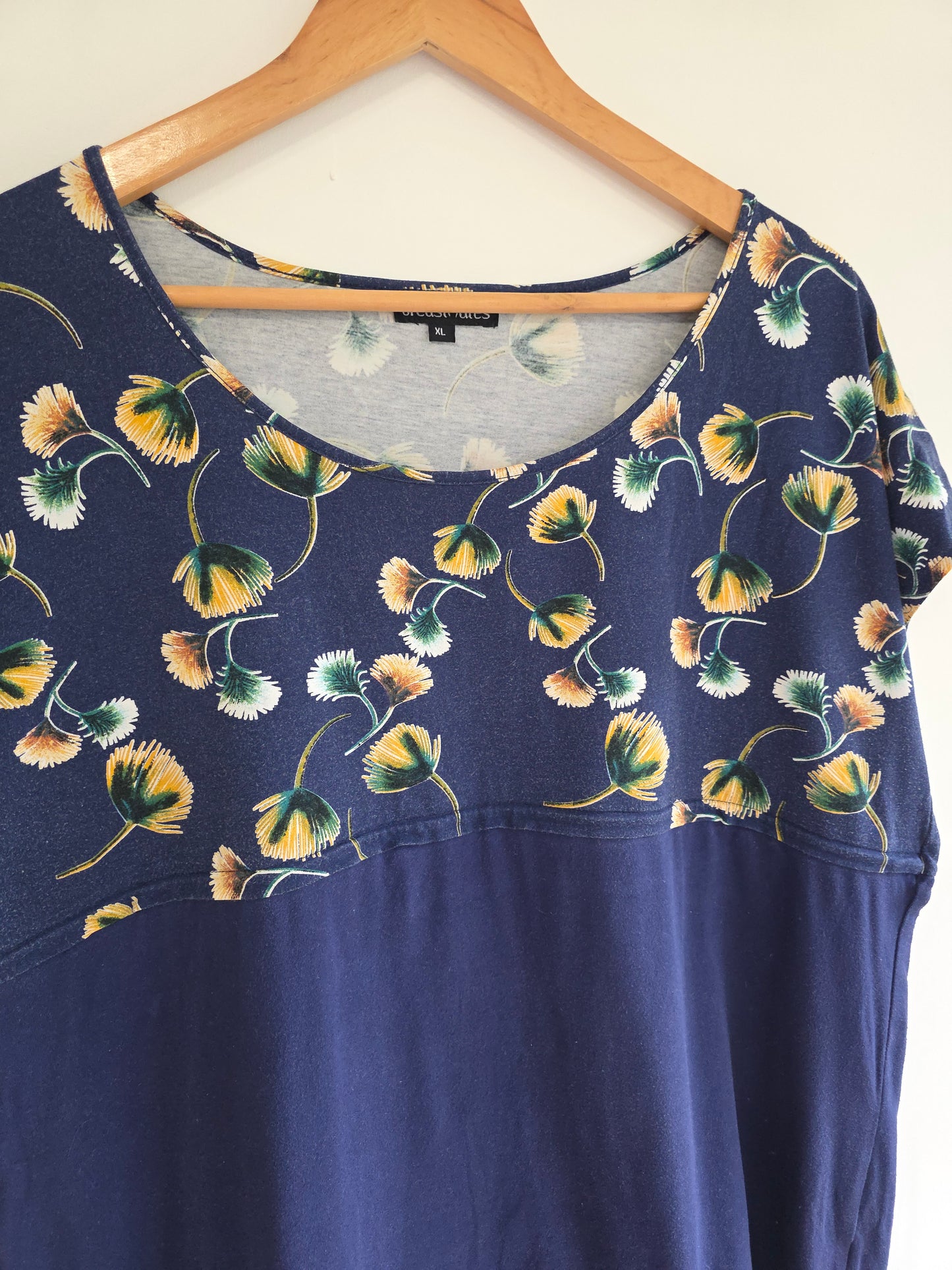Breastmates Top (XL)