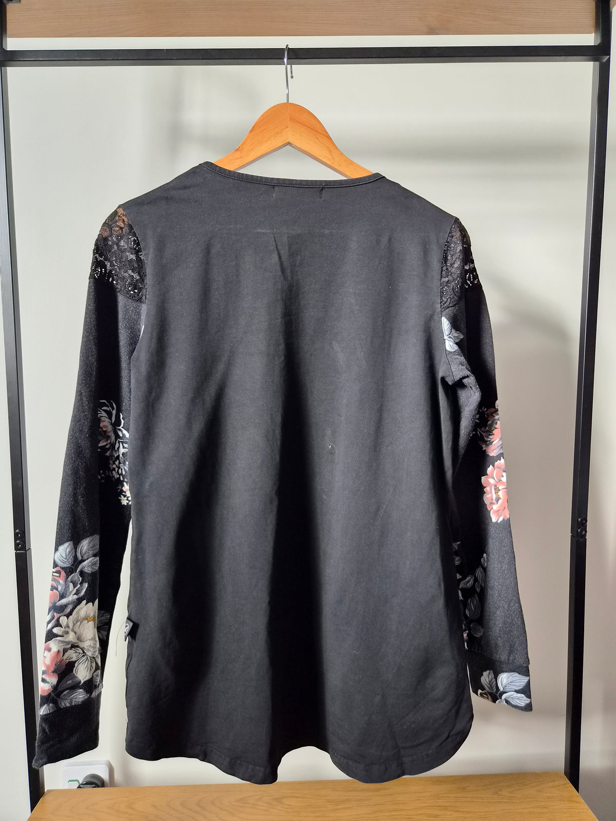 Addison Floral Sleeve Top (12)