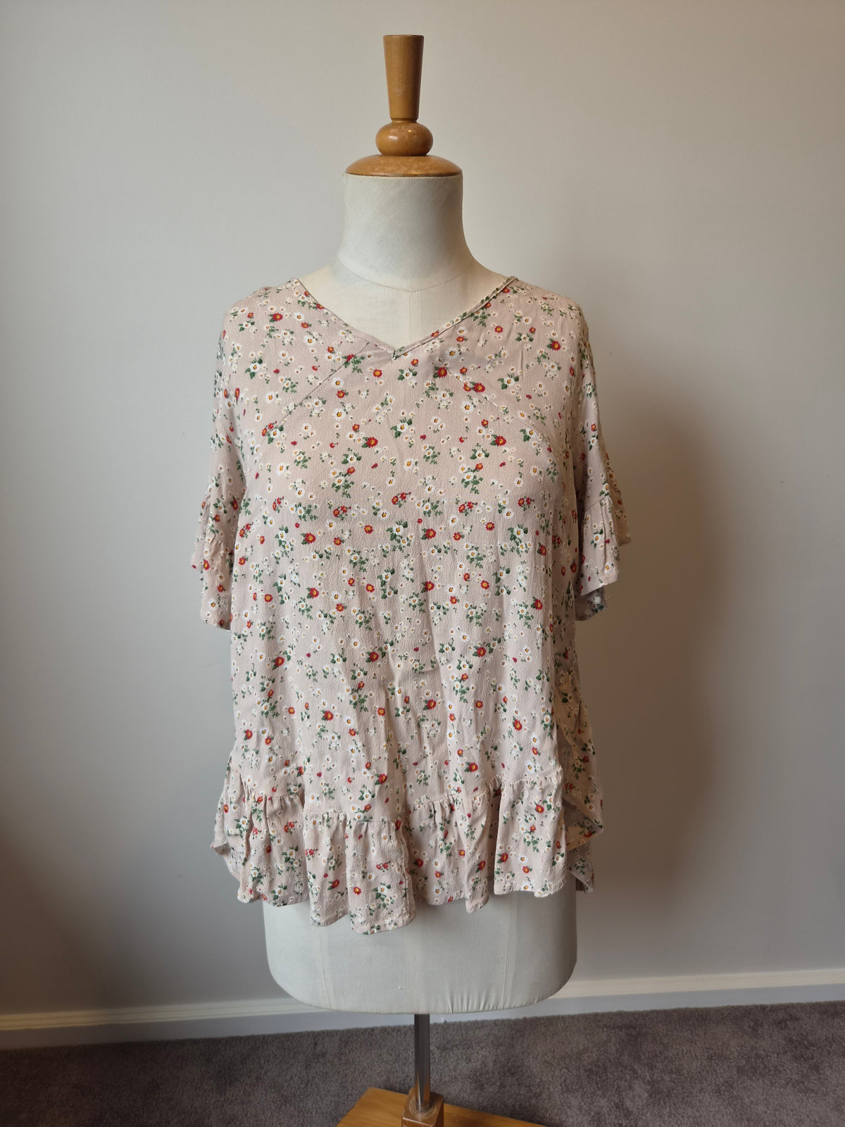 Breastmates Taupe Floral Top (S)