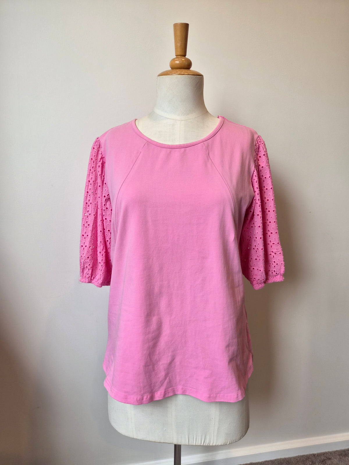 Addison Candy Pink Broderie Sleeve Top (14)