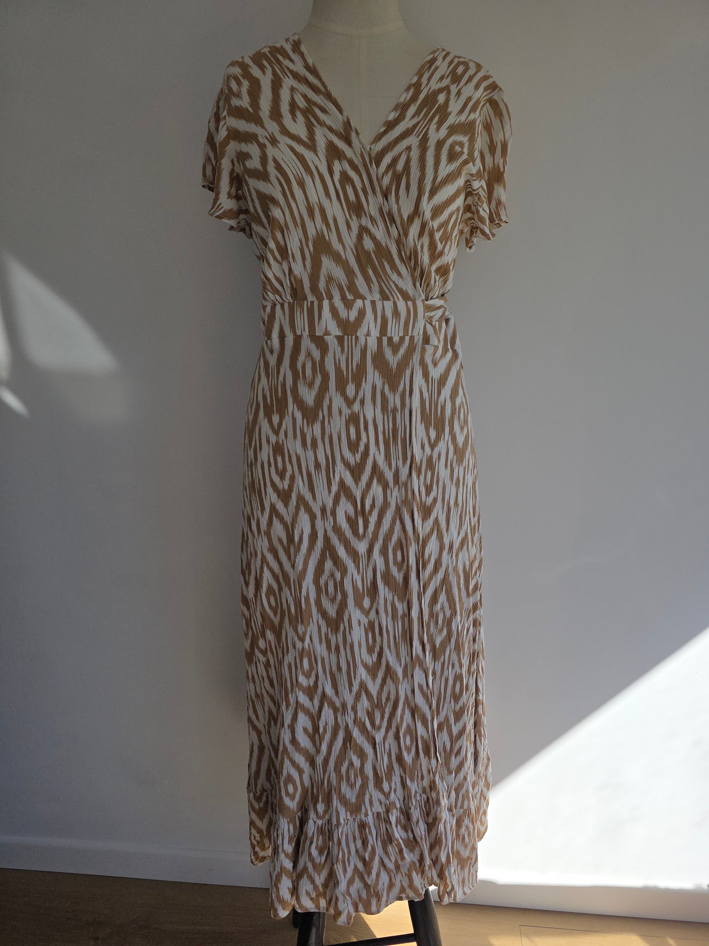 Moolk Wrap Dress (12)