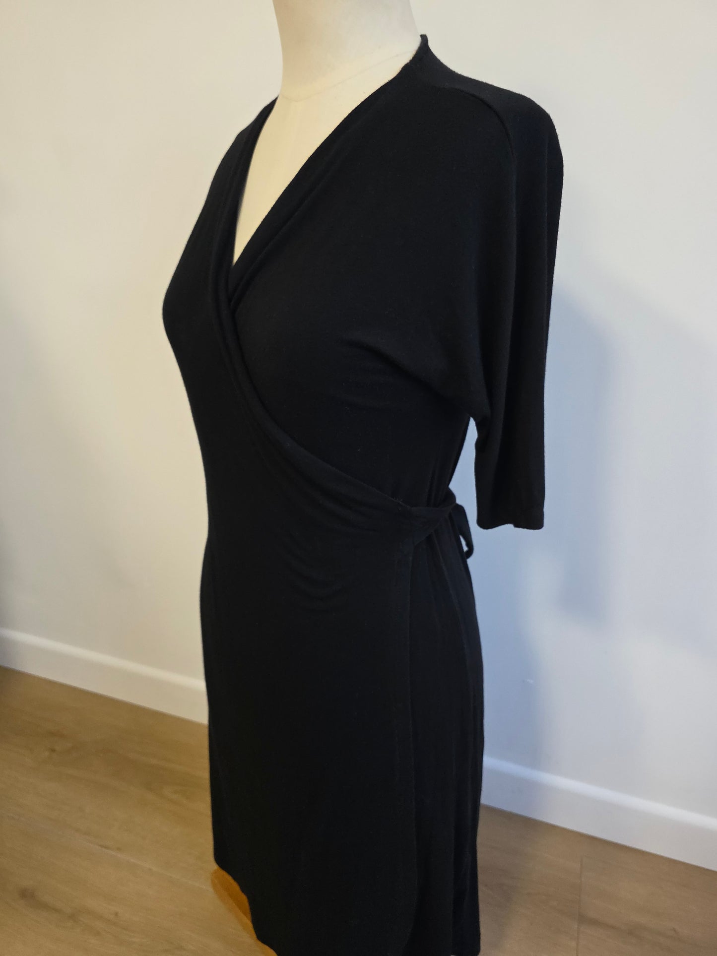 Breastmates Wrap Dress (M)