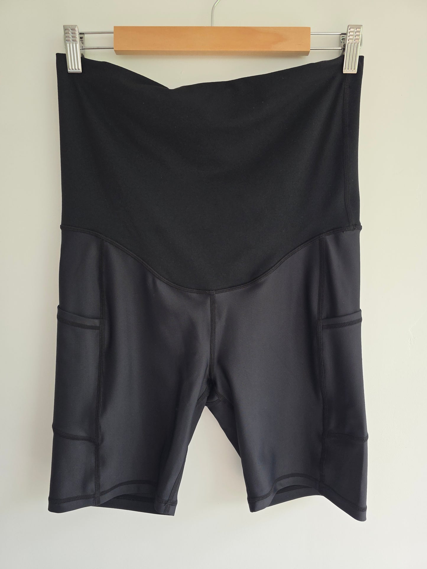 Cadenshae Maternity Bike Shorts XXL